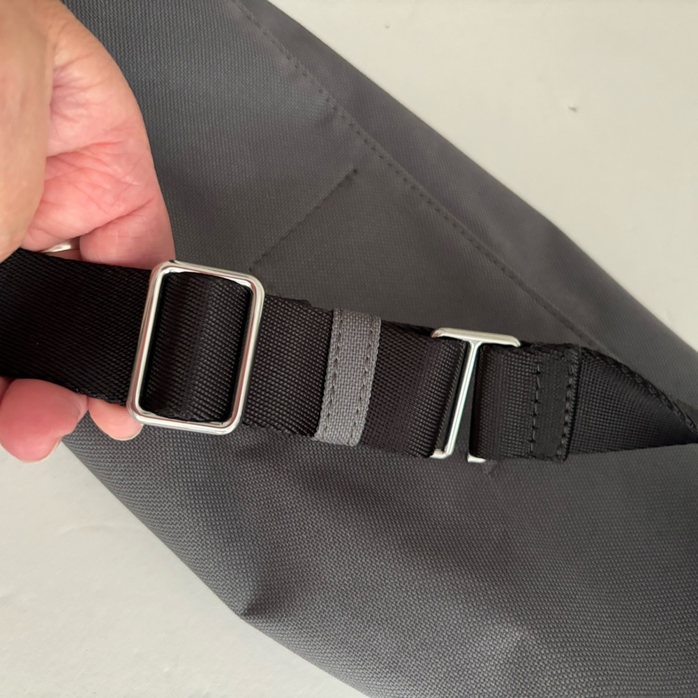 NWOT Calvin Klein jeans belt bag - Picture 6 of 8